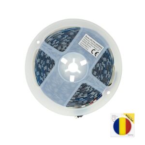 Pacote de fita de LED PNI 5050RGB inclui 300 LEDs, RGB, Dimmable, Lights Shows, 5 metros, IP20 e flag de sticky pad